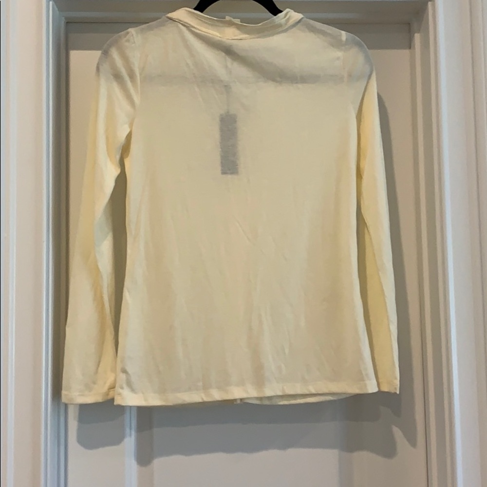 TOP NWT - Picture 4 of 5